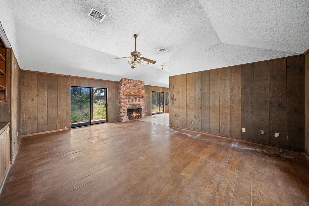 11340 Fm 315 Palestine TX 75803