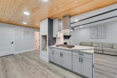 3209 Royal Lane Dallas TX 75229