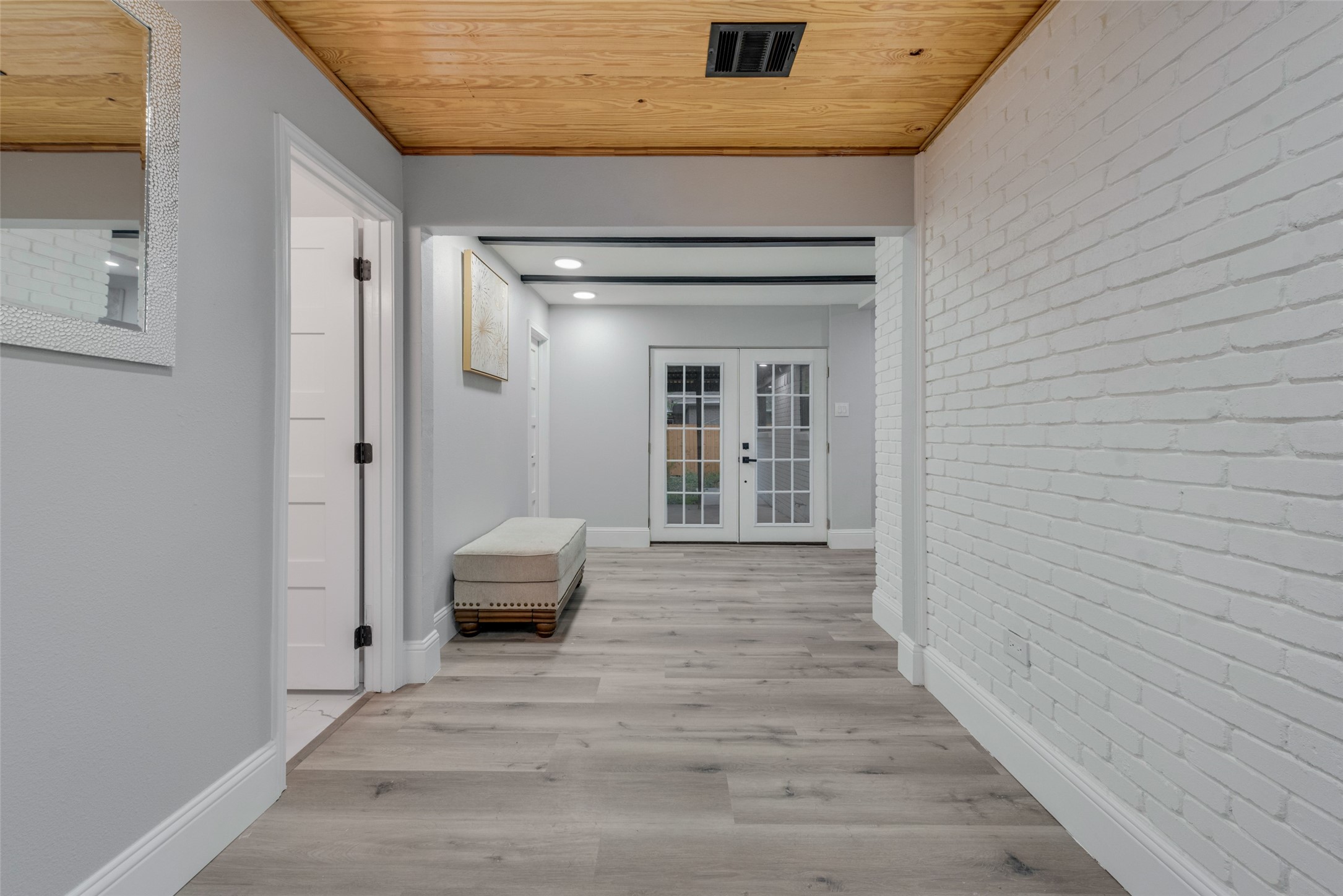 3209 Royal Lane Dallas TX 75229