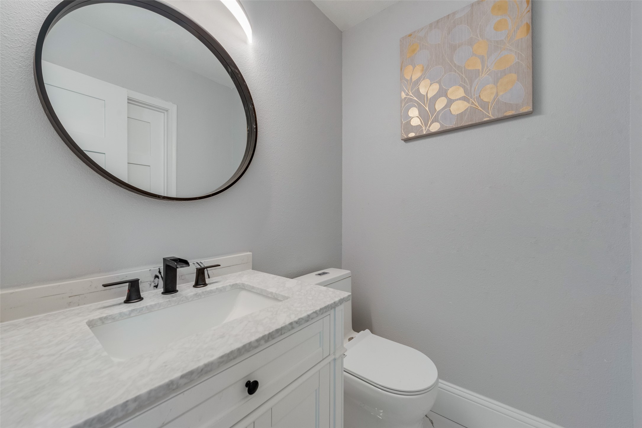 3209 Royal Lane Dallas TX 75229