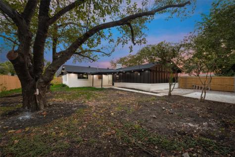 3209 Royal Lane Dallas TX 75229