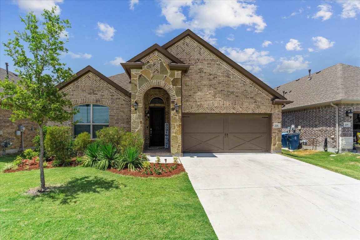 225 Palmerston Drive Aledo TX 76008