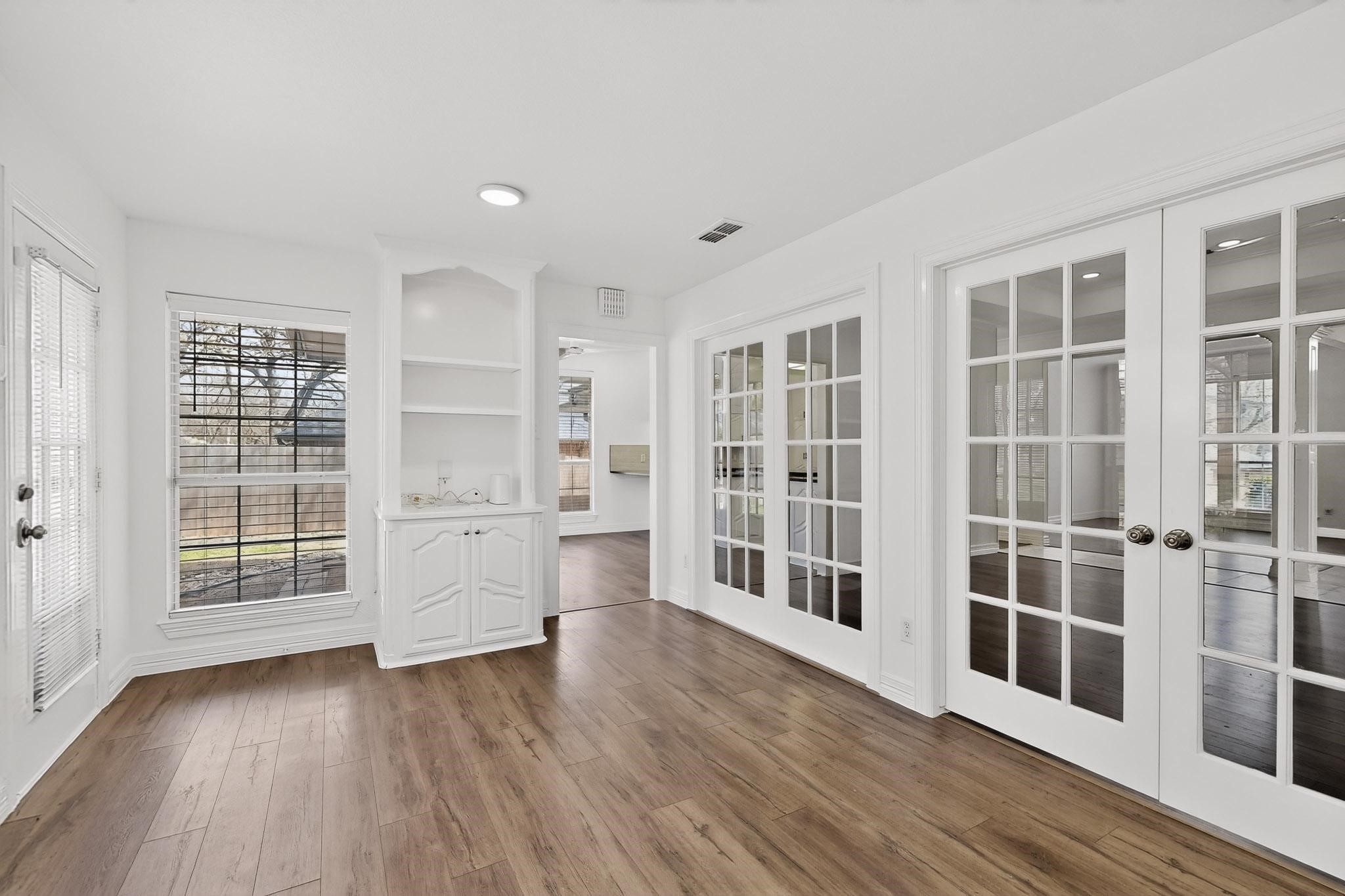 1405 Briar Drive Bedford TX 76022