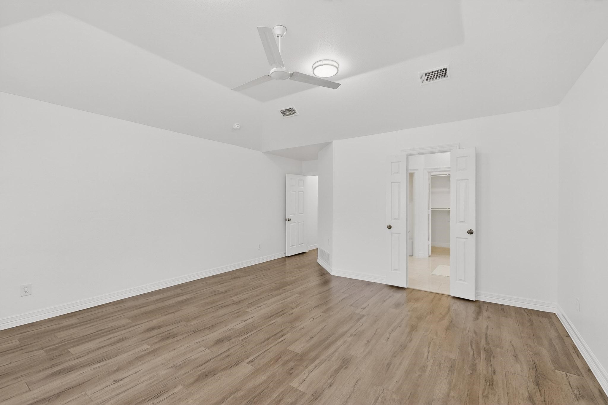 1405 Briar Drive Bedford TX 76022