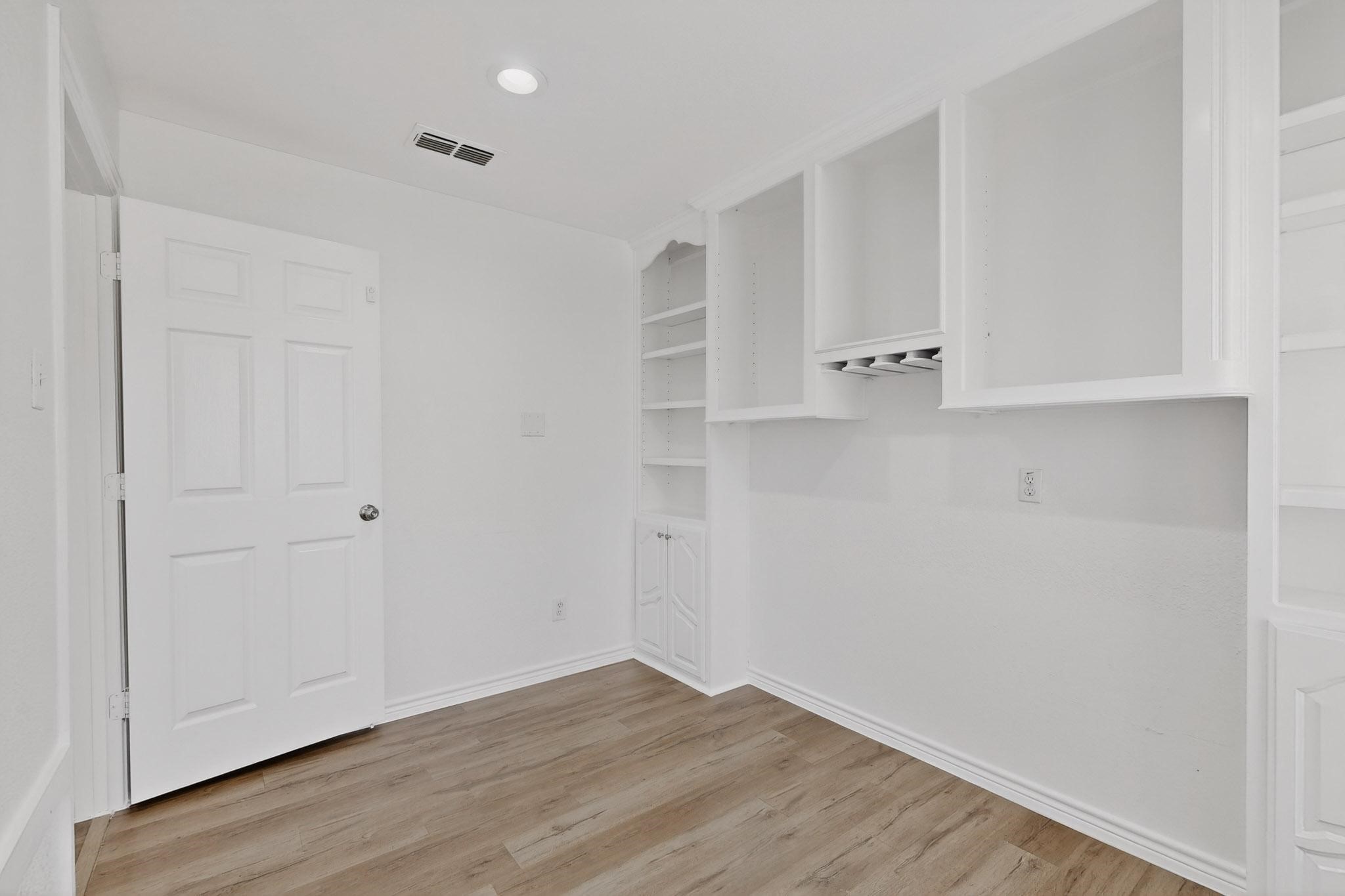 1405 Briar Drive Bedford TX 76022