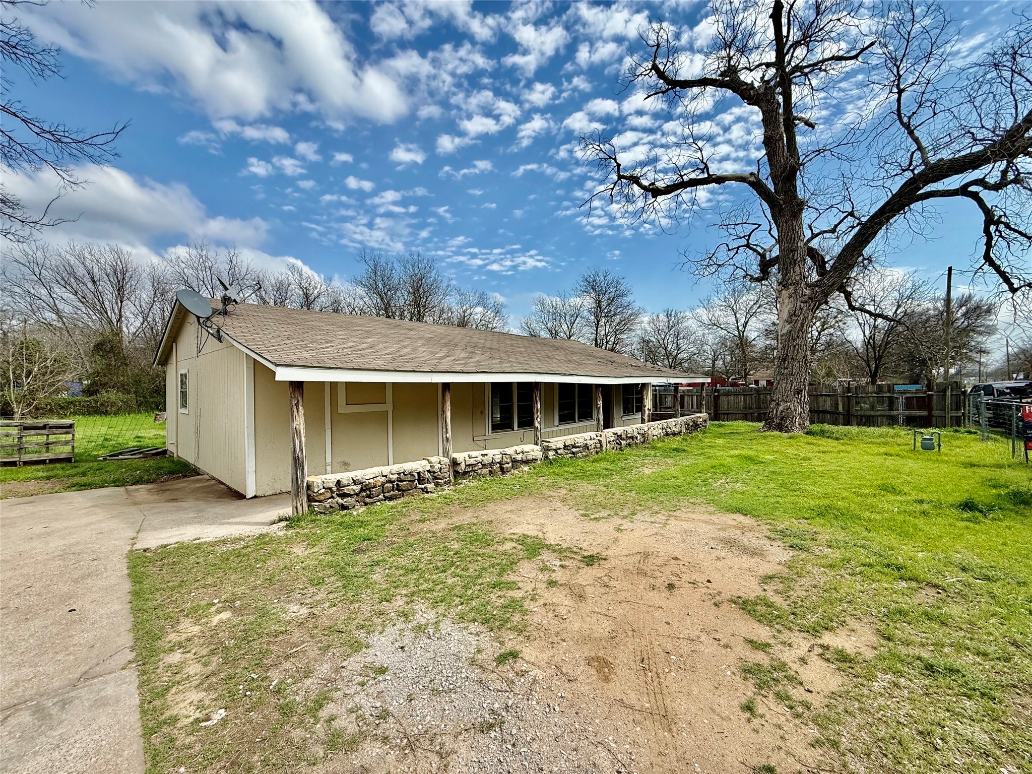 503 SW 15th Avenue Mineral Wells TX 76067