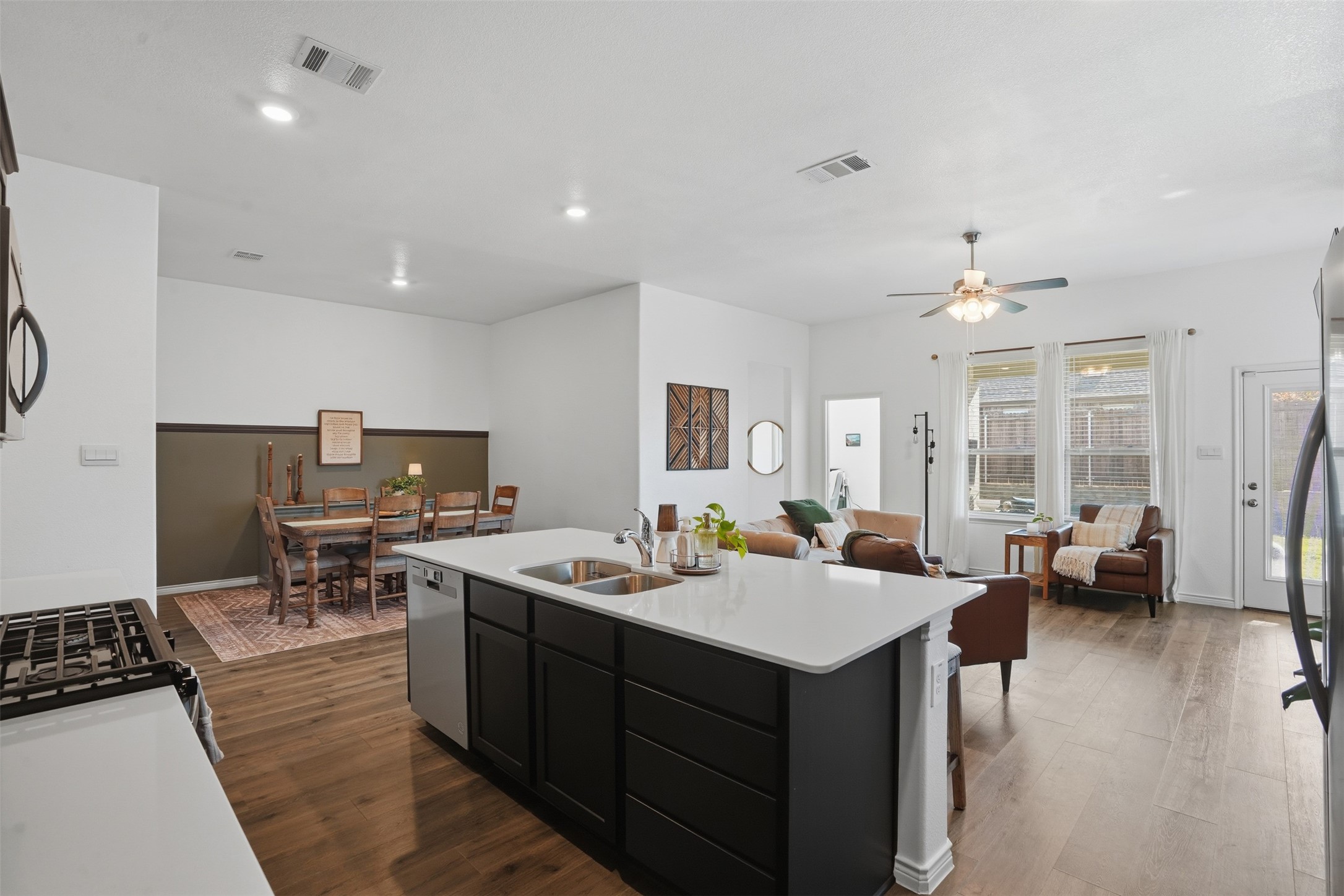 10408 Autumn Leaves Lane Aubrey TX 76227