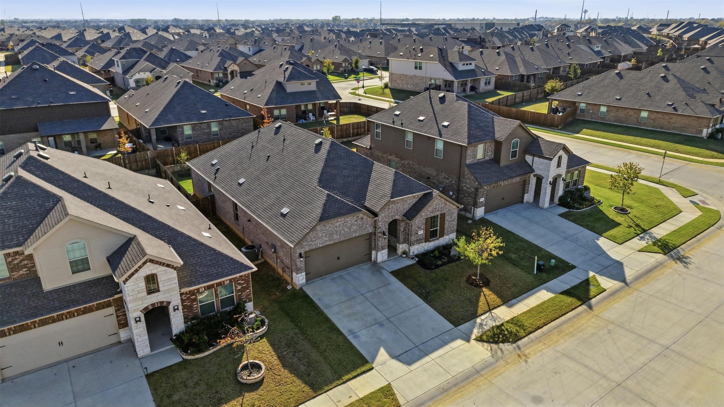 10408 Autumn Leaves Lane Aubrey TX 76227