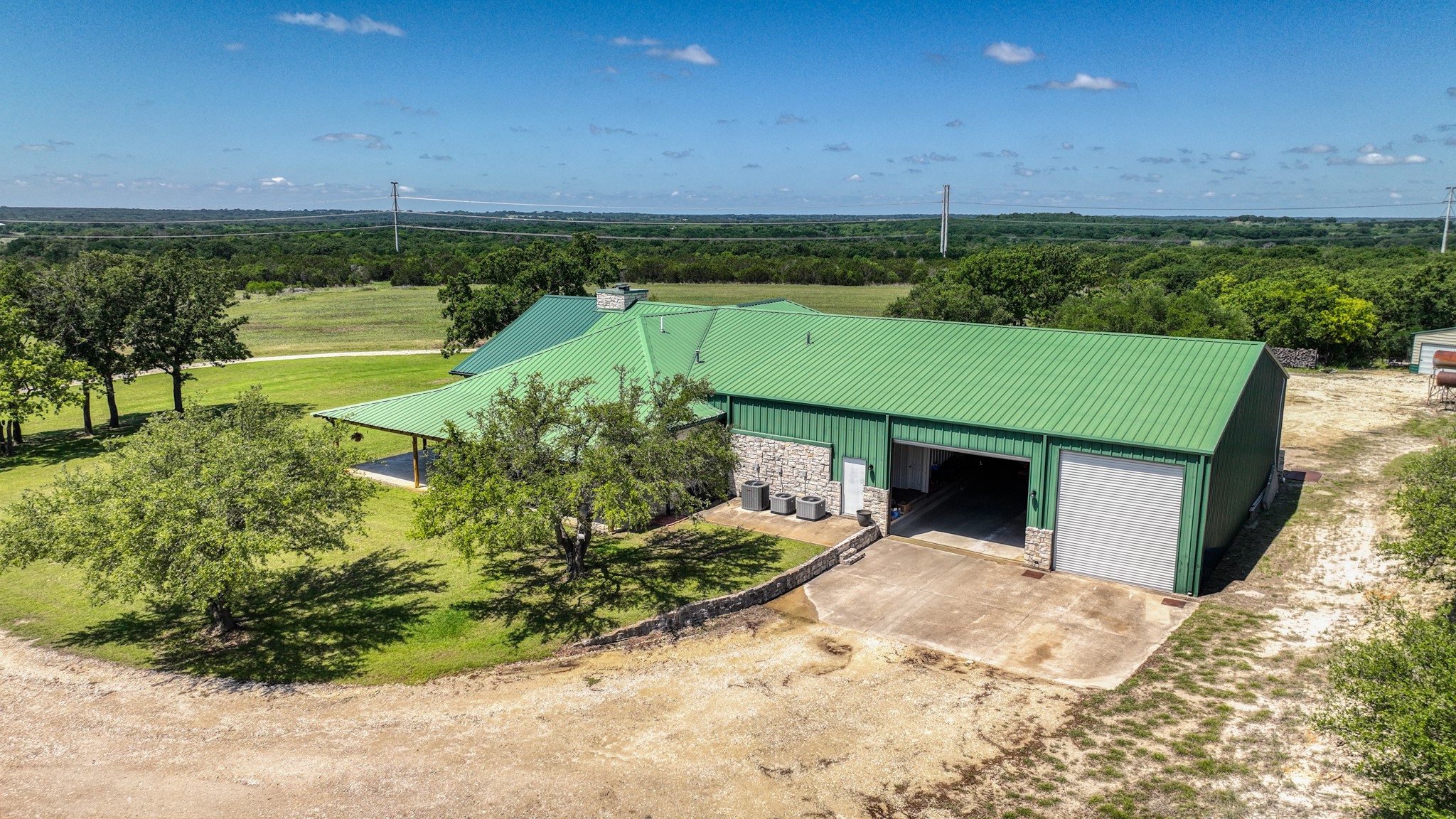 1436 County Road 216 Iredell TX 76649