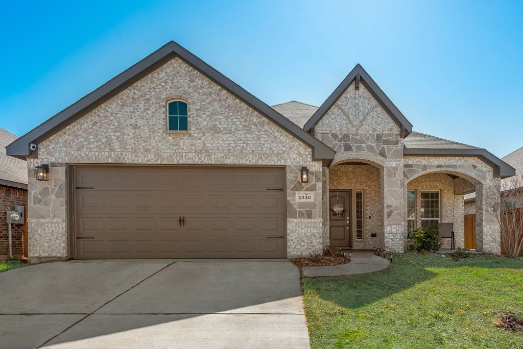 1340 Royal Meadows Trail Fort Worth TX 76140