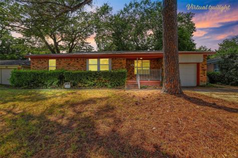 1221 Simpson Drive Hurst TX 76053