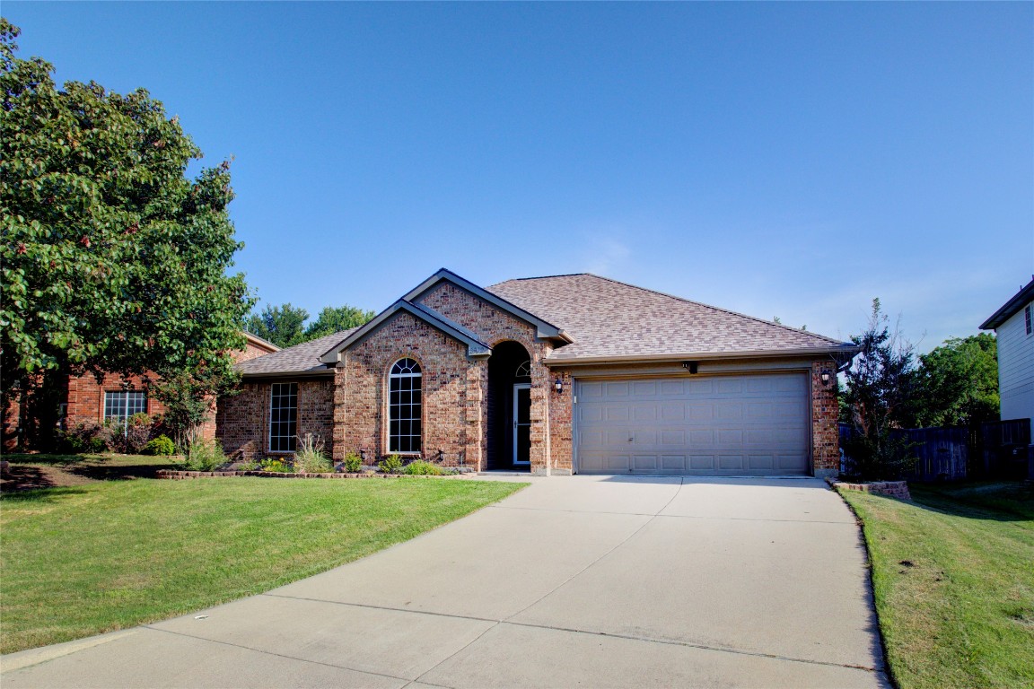 2902 Rockford Court Mansfield TX 76063