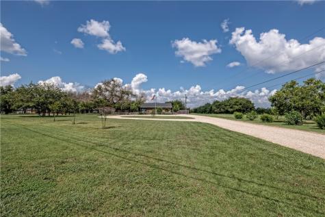 328 Ivy Lane Hewitt TX 76643
