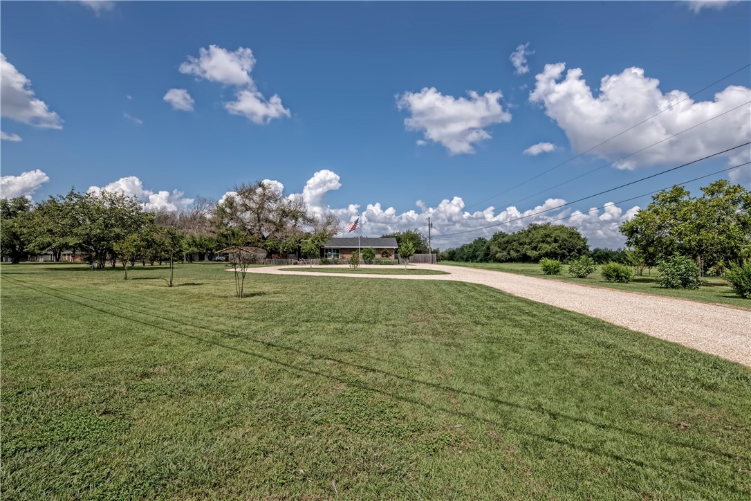 328 Ivy Lane Hewitt TX 76643