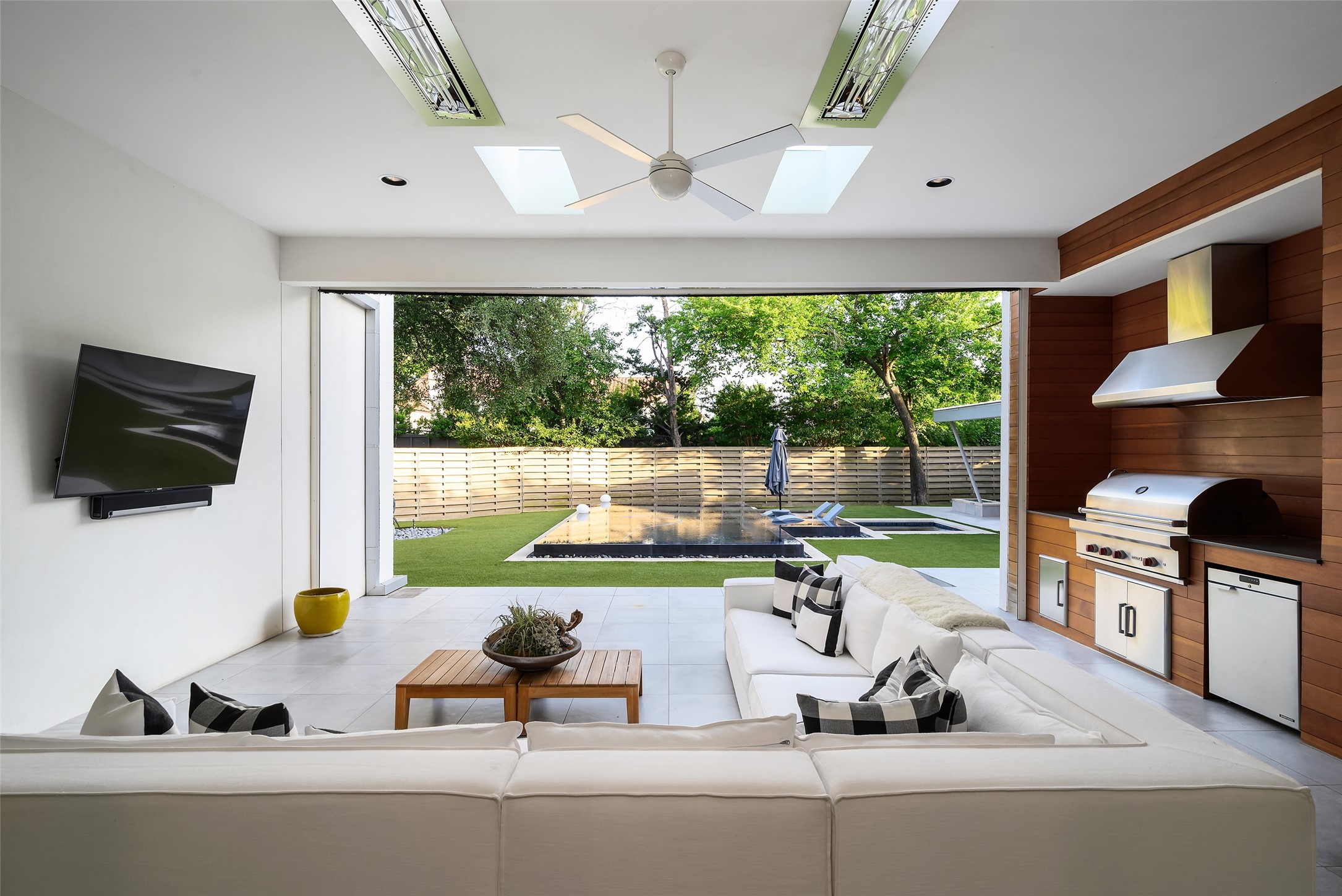 6446 Prestonshire Lane Dallas TX 75225