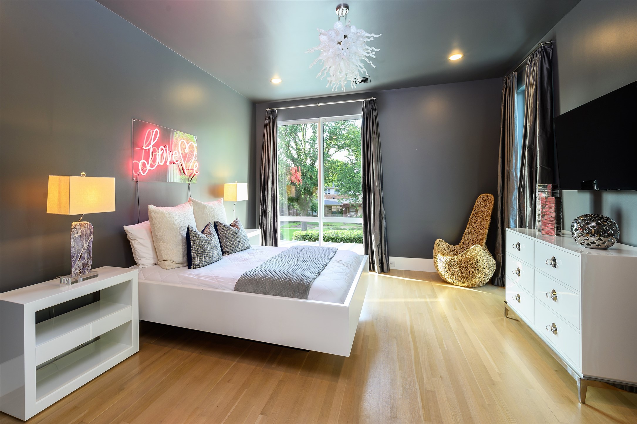 6446 Prestonshire Lane Dallas TX 75225