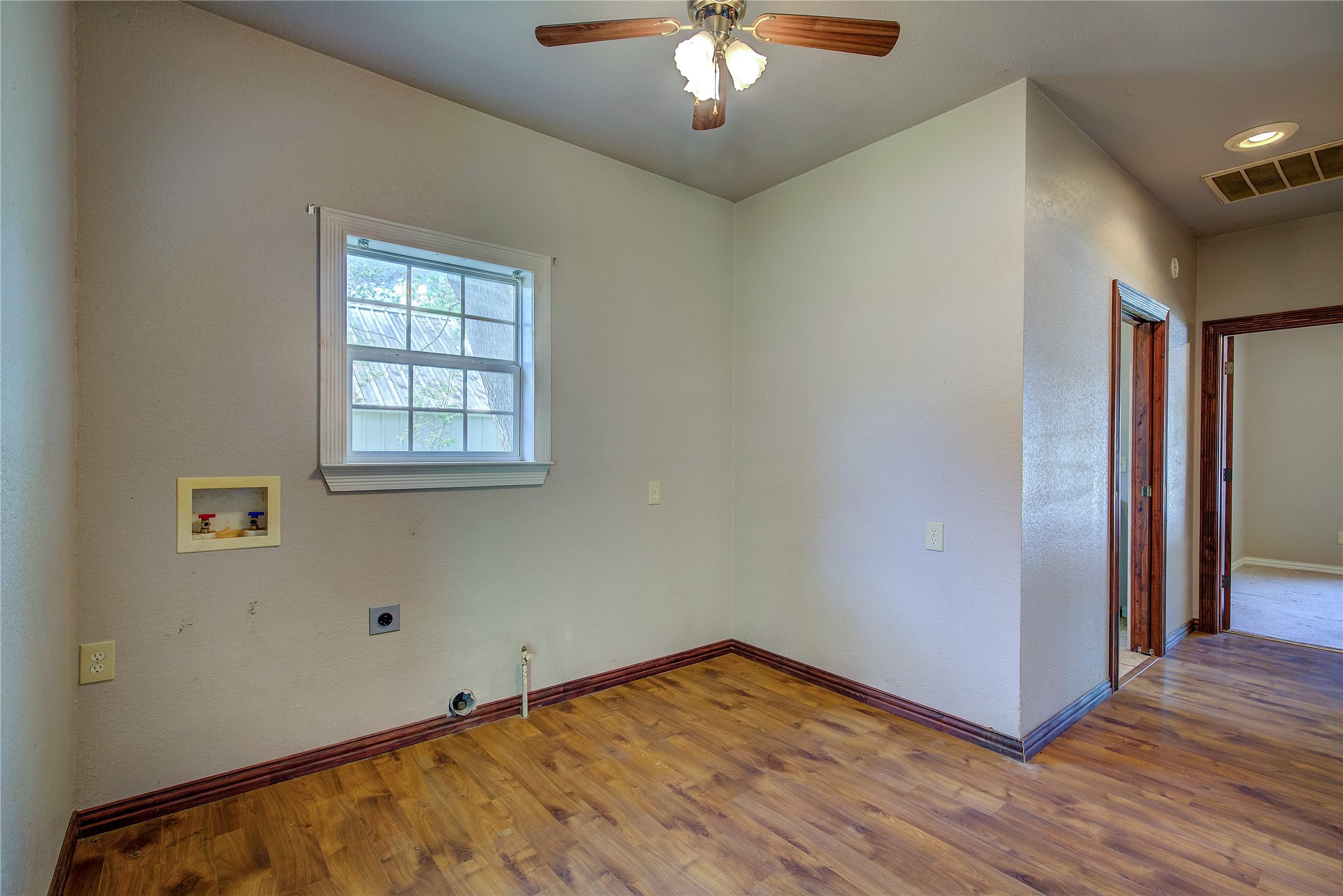 1355 County Road 4719 Wolfe City TX 75496