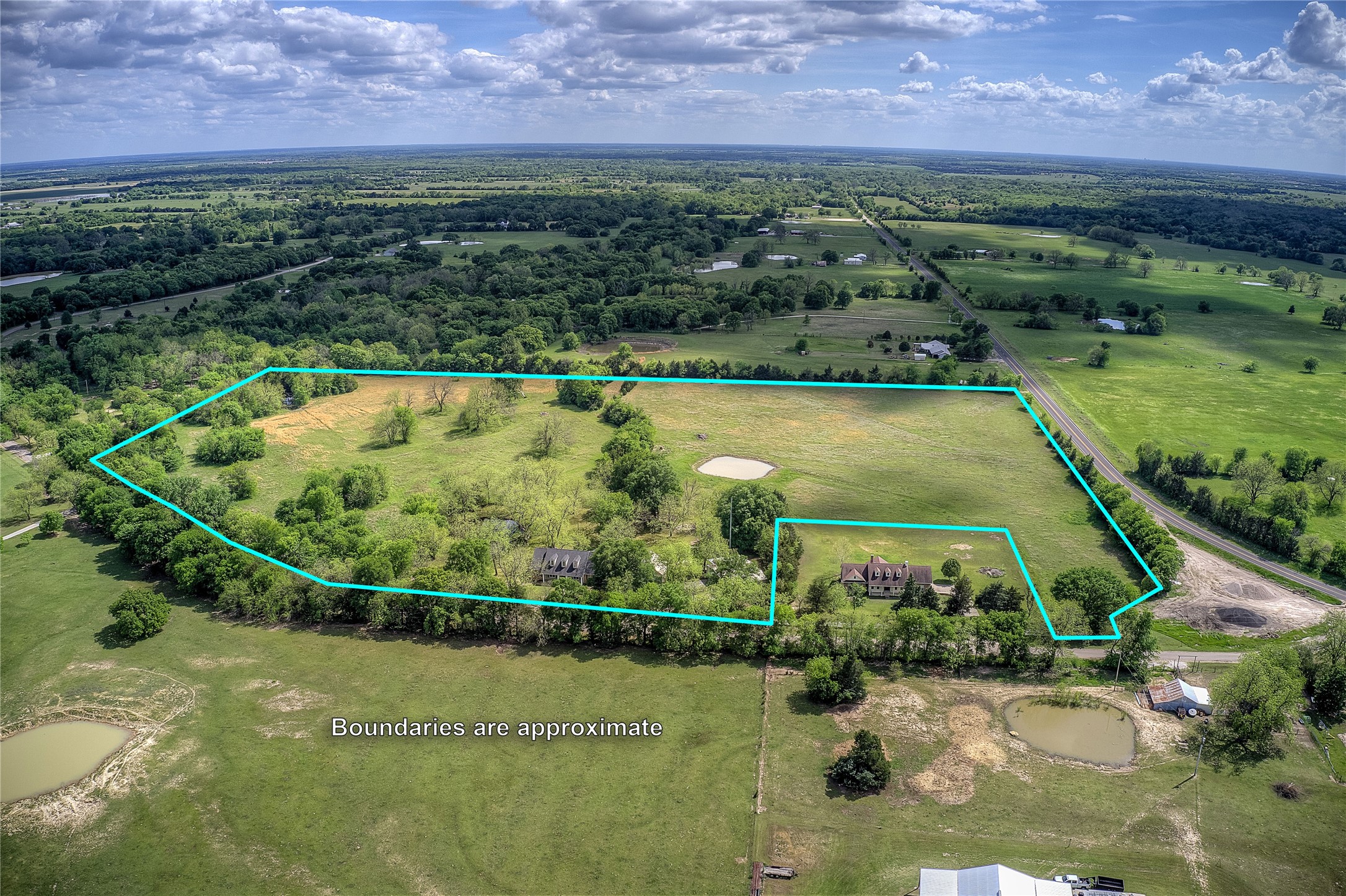 1355 County Road 4719 Wolfe City TX 75496