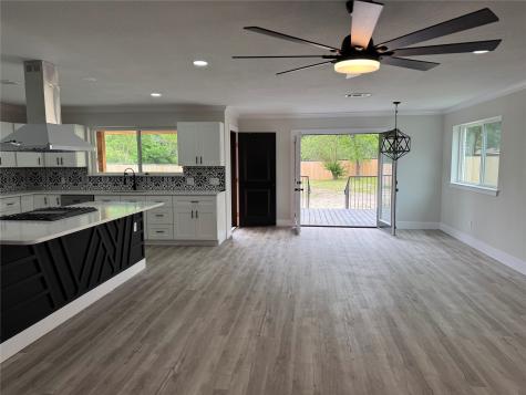 806 Jungle Drive Duncanville TX 75116