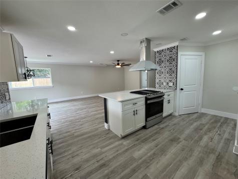 806 Jungle Drive Duncanville TX 75116