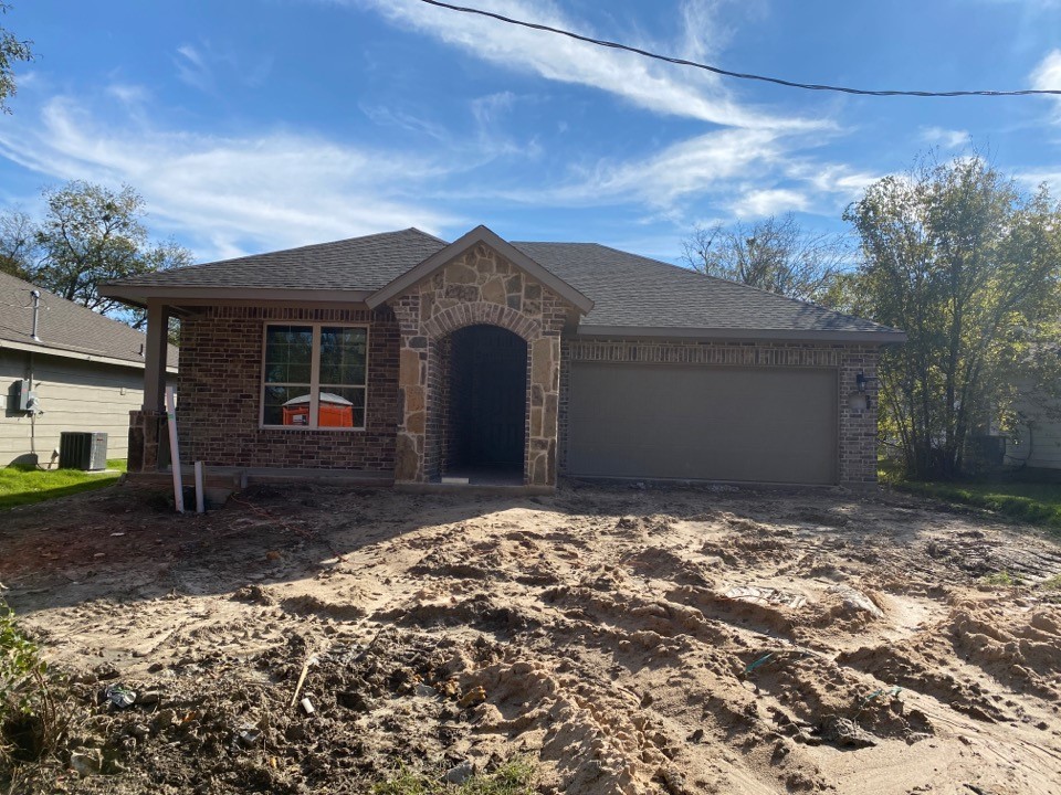 827 Oneal Street Greenville TX 75401