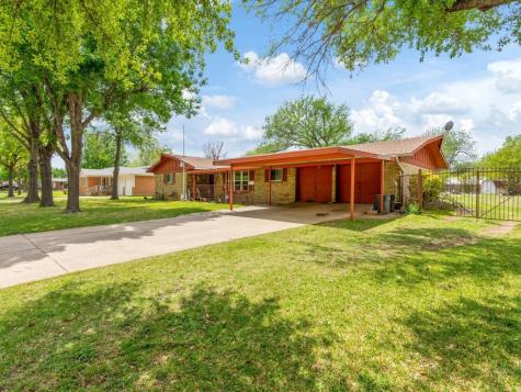4625 Cummings Drive North Richland Hills TX 76180