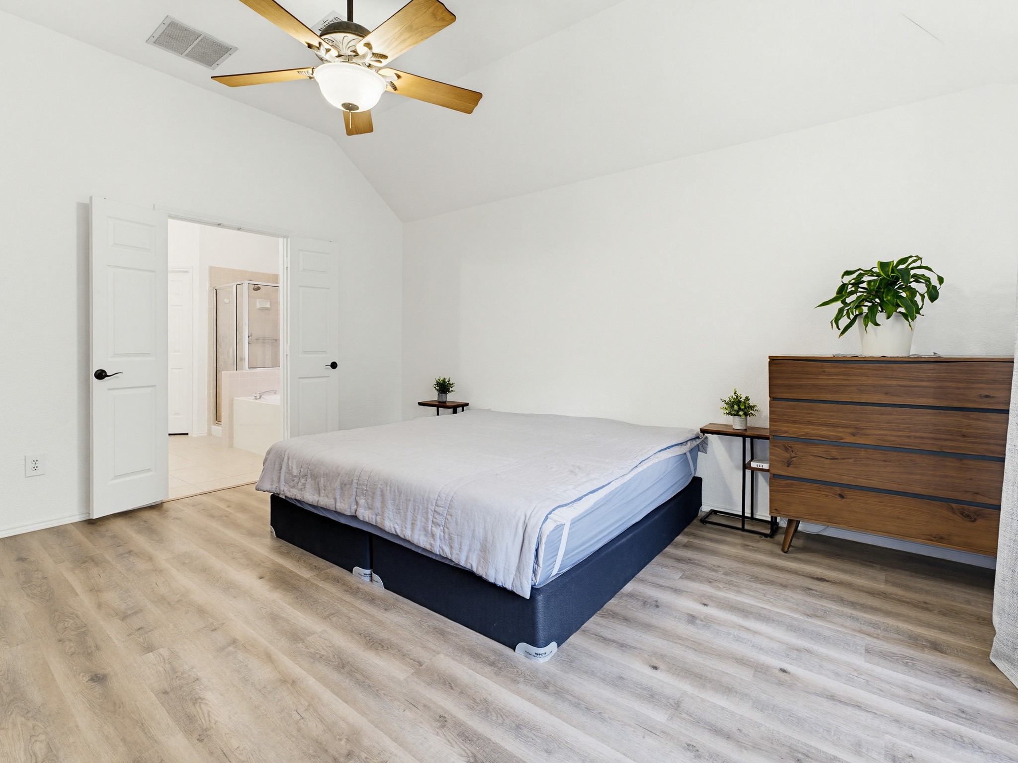1016 Sweet Grass Trail Flower Mound TX 75028