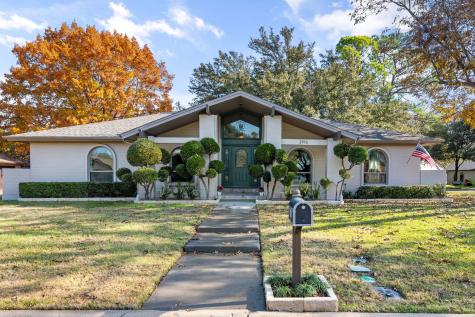 3916 Diamond Loch W North Richland Hills TX 76180