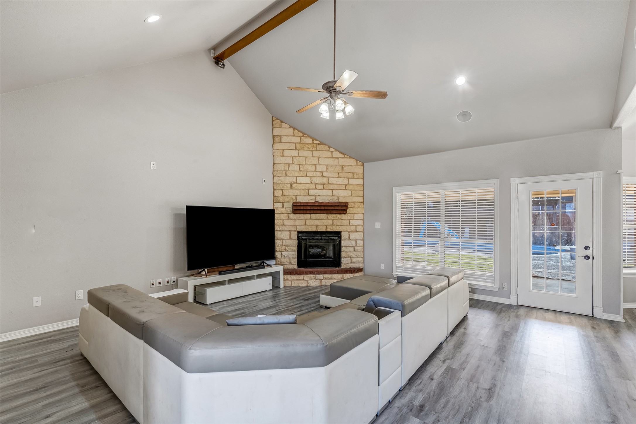 1466 Oakwood Drive Stephenville TX 76401