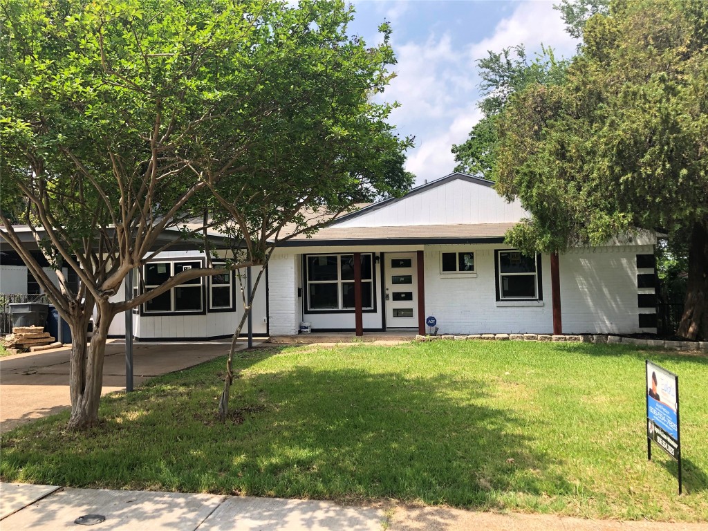 3805 Golden Hills Drive Dallas TX 75241