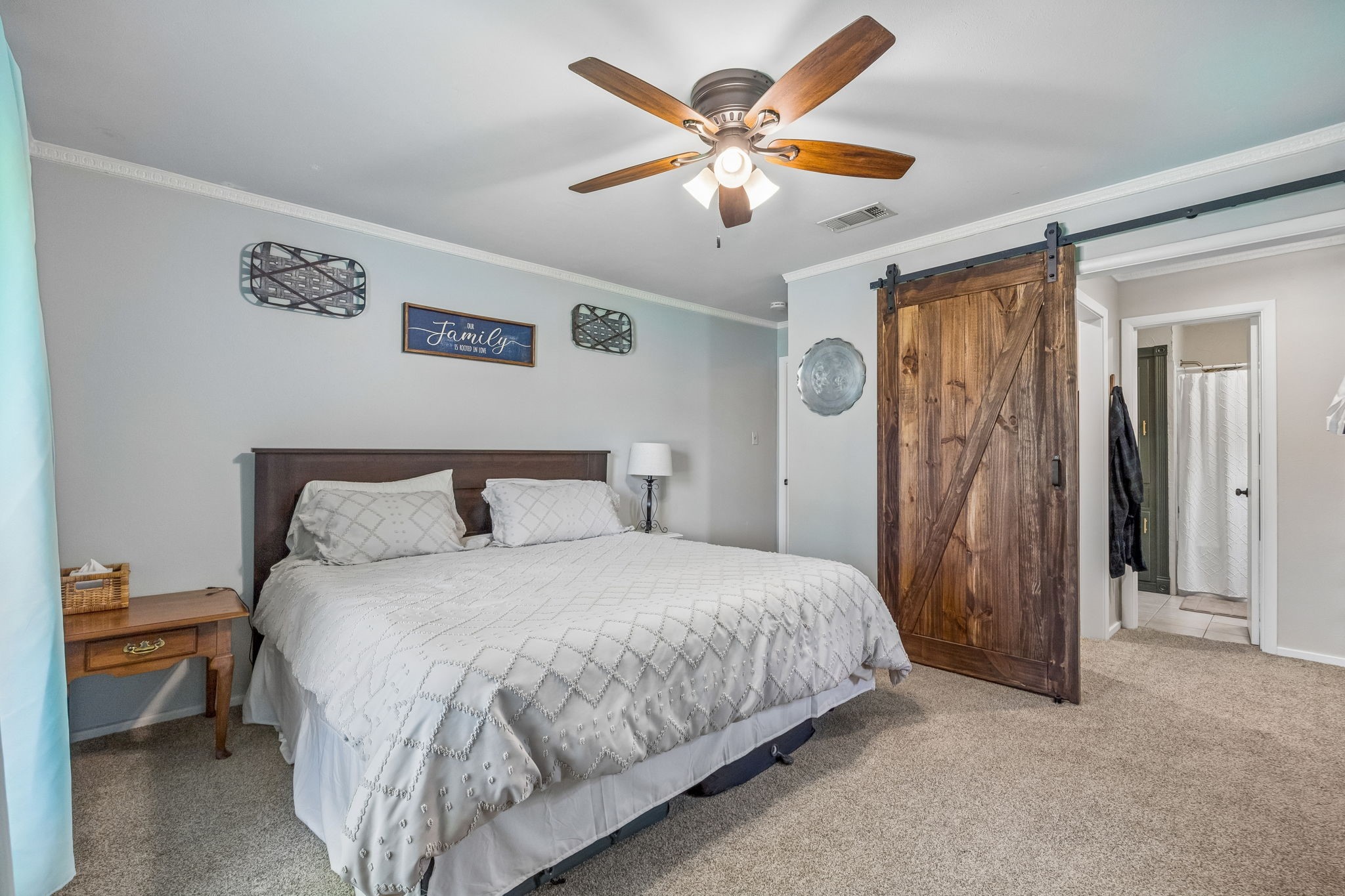 901 Raintree Road Fort Worth TX 76103