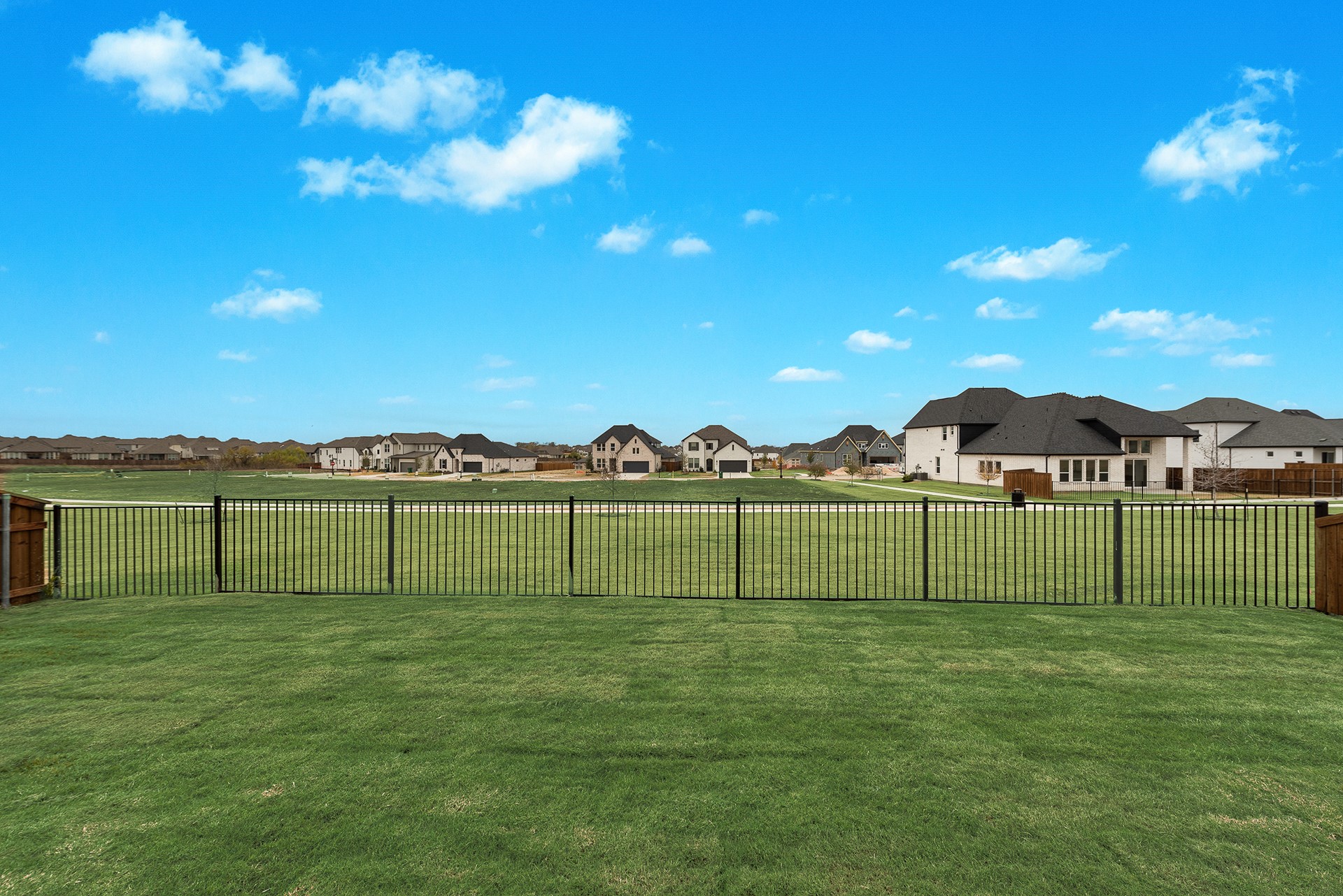 1618 Yorkie Drive Forney TX 75126