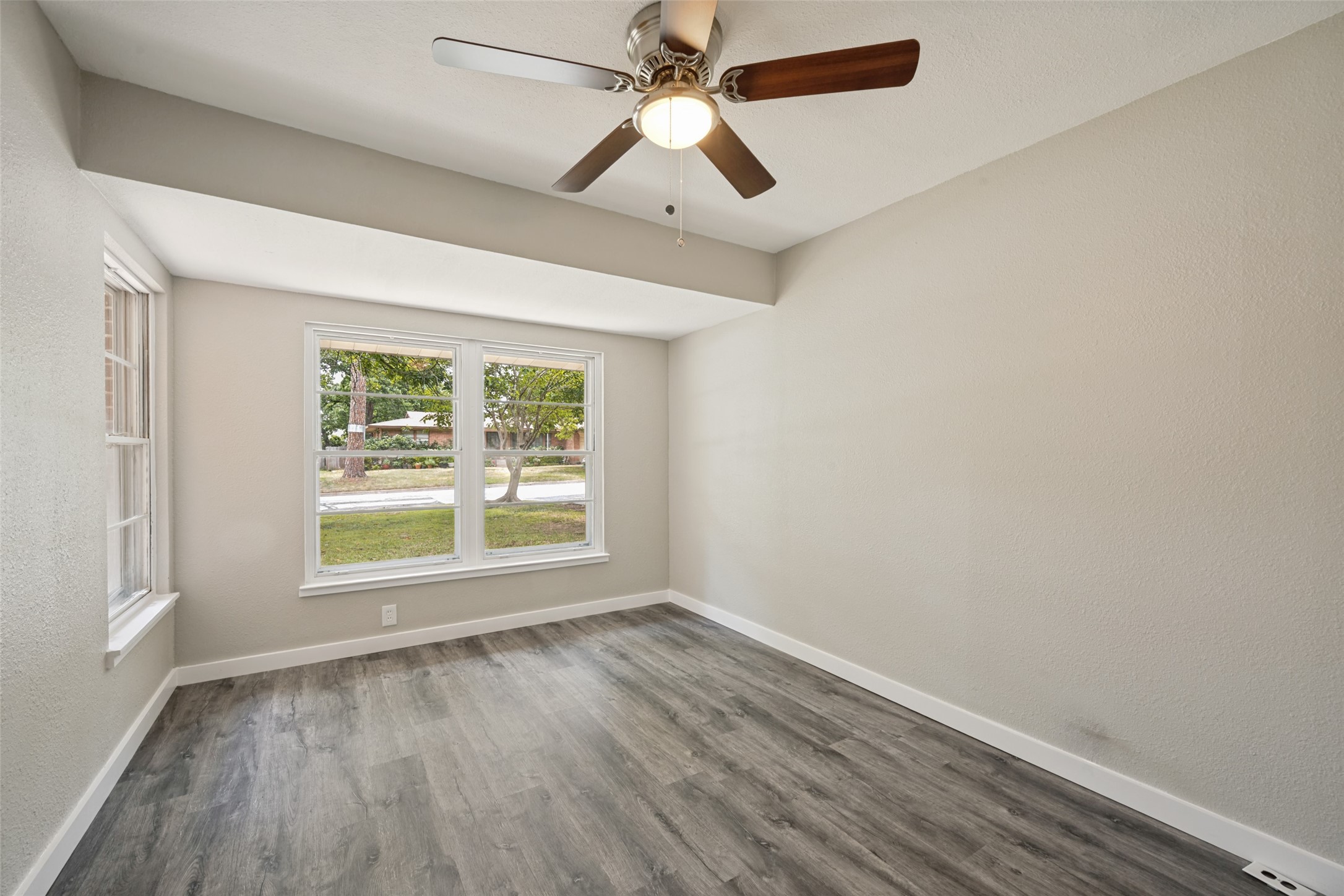 1305 W Lavender Lane Arlington TX 76013