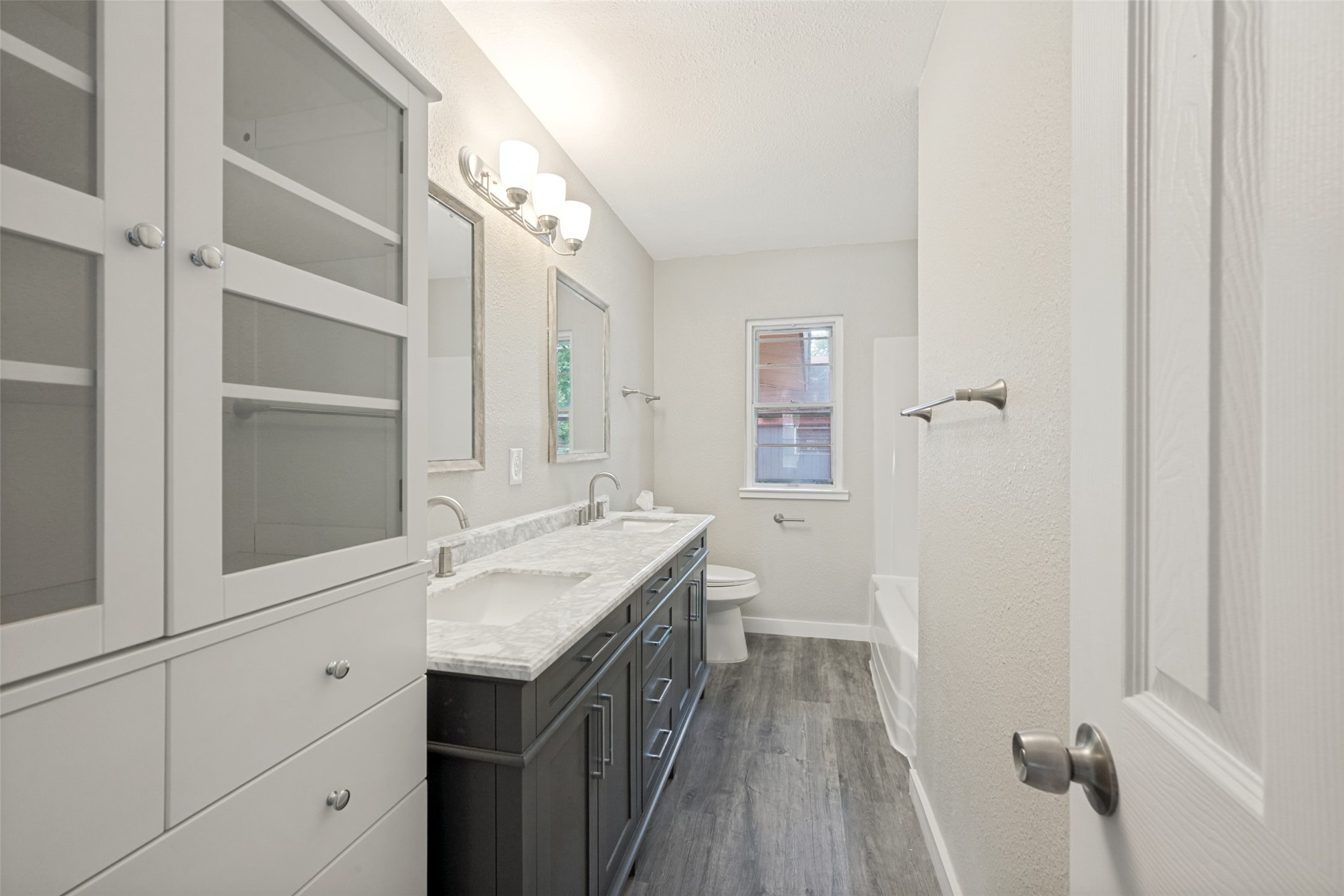 1305 W Lavender Lane Arlington TX 76013