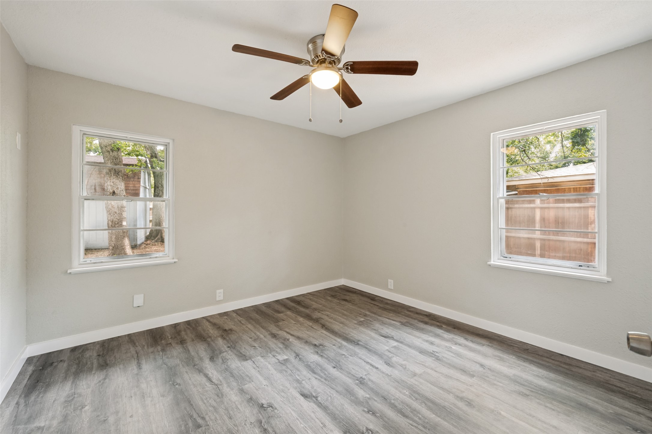 1305 W Lavender Lane Arlington TX 76013