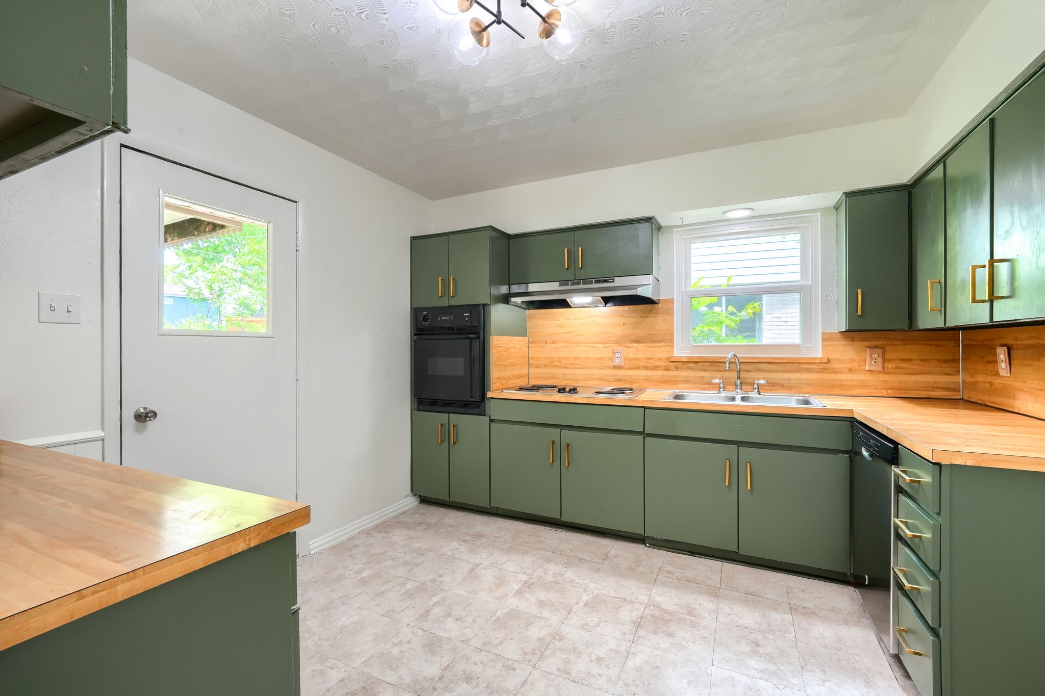 1306 Carroll Drive Garland TX 75041