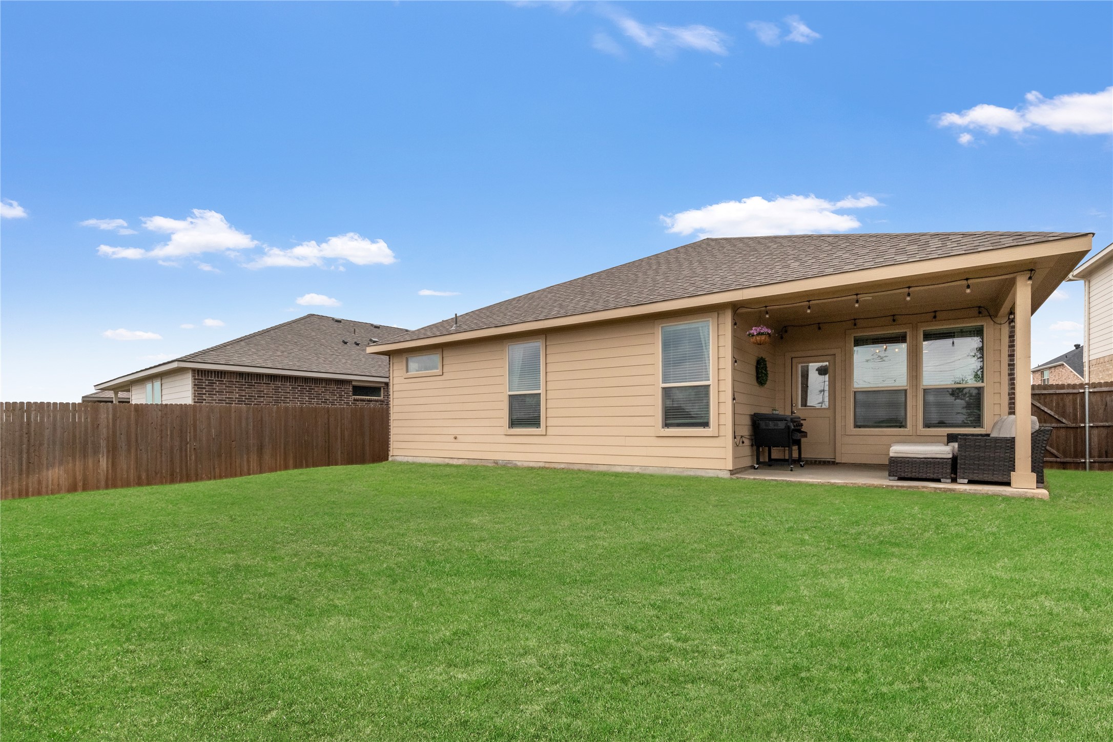 196 Tanager Drive Rhome TX 76078