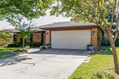 1005 Green Ridge Terrace Saginaw TX 76179