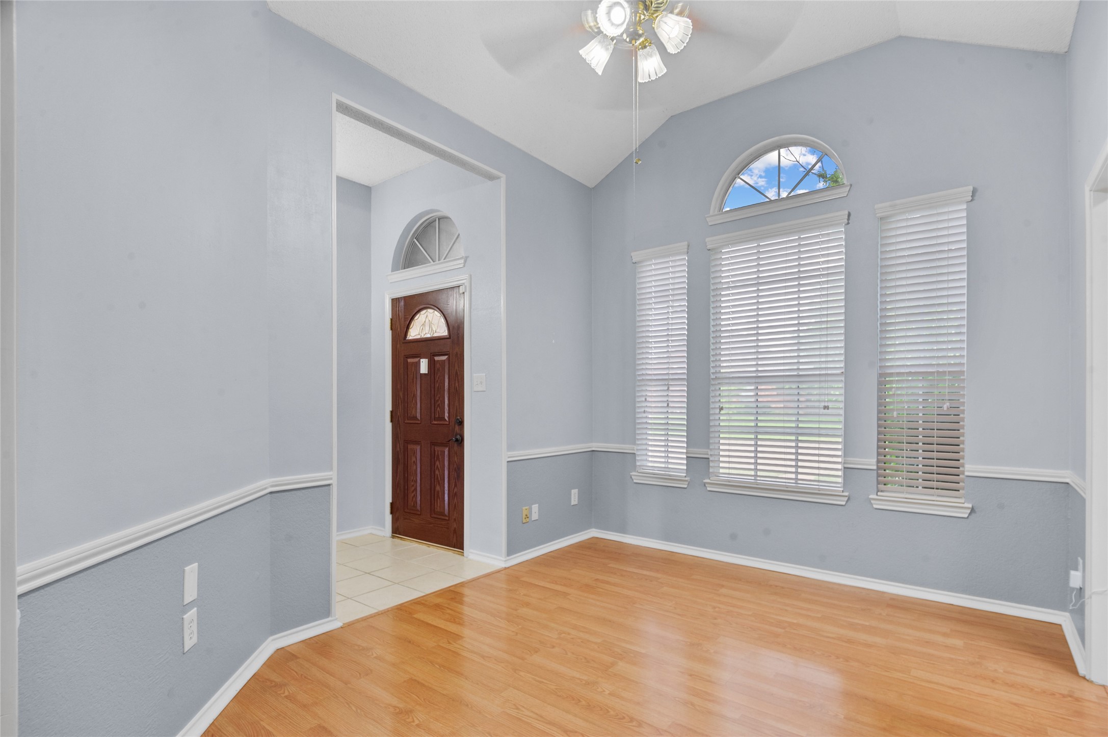 2726 Crosslands Drive Garland TX 75040