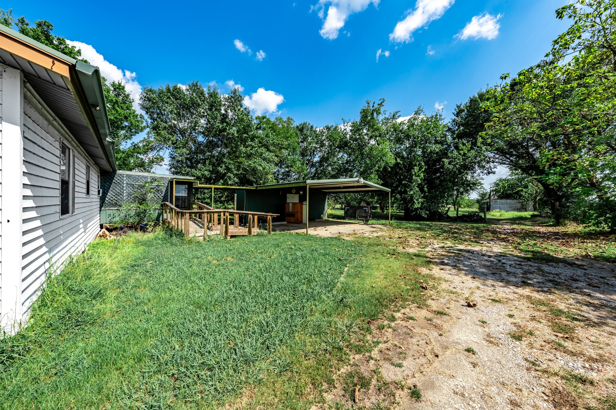 7801 W Interstate Highway 30 Cumby TX 75433