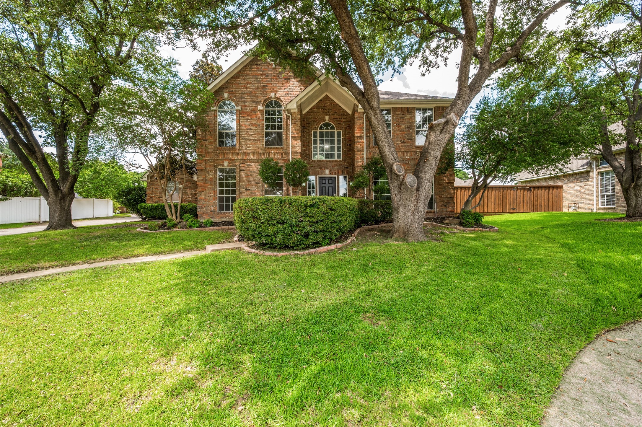 1302 Charlotte Way Carrollton TX 75007