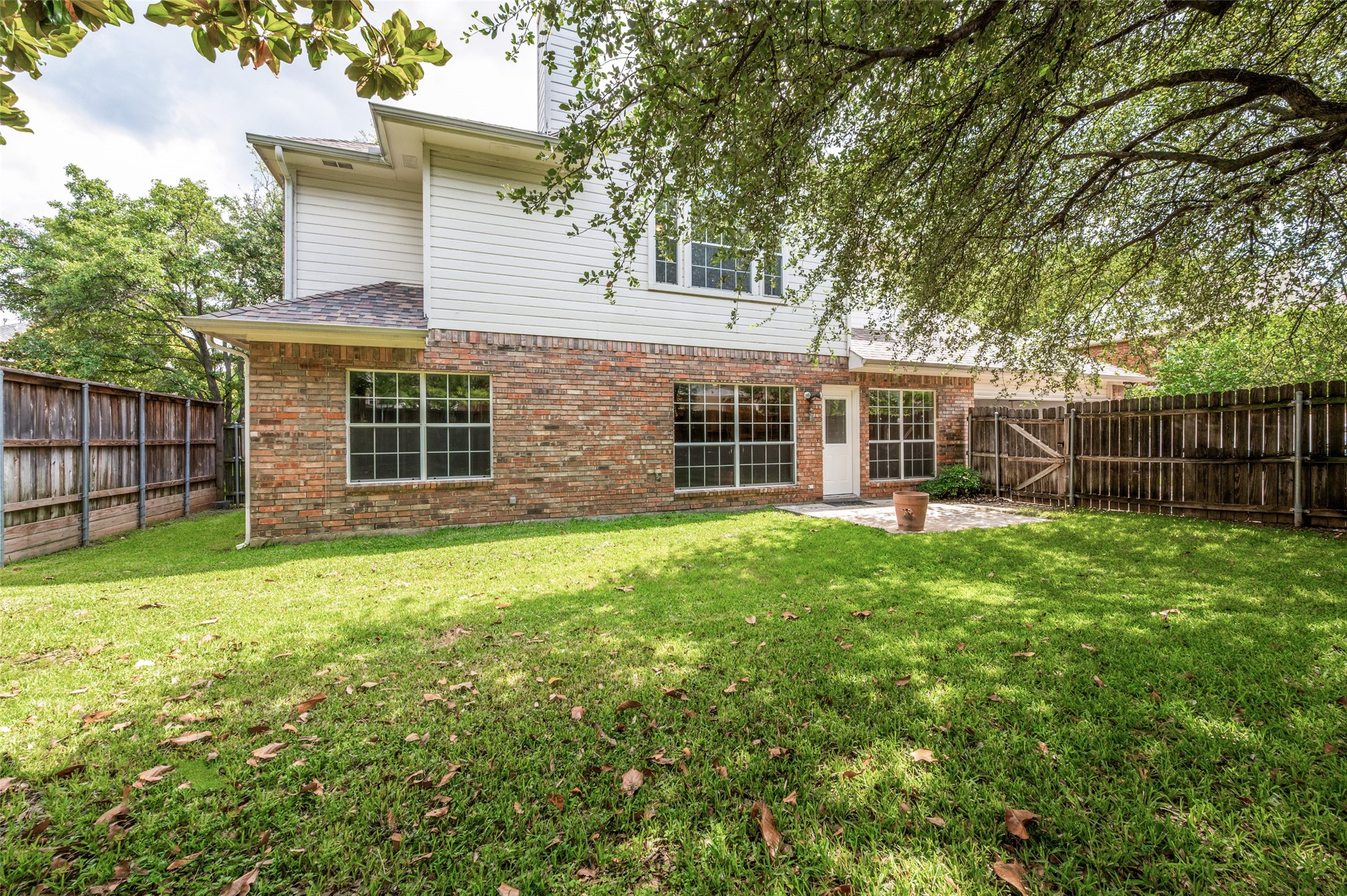 1302 Charlotte Way Carrollton TX 75007