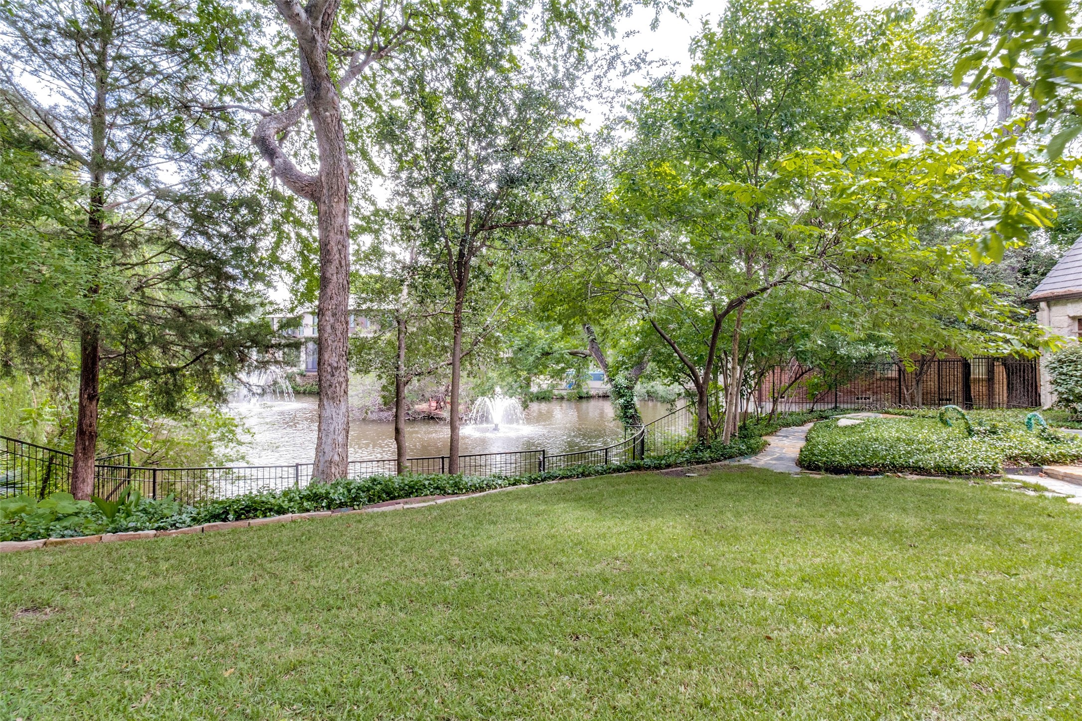 3624 Lovers Lane University Park TX 75225