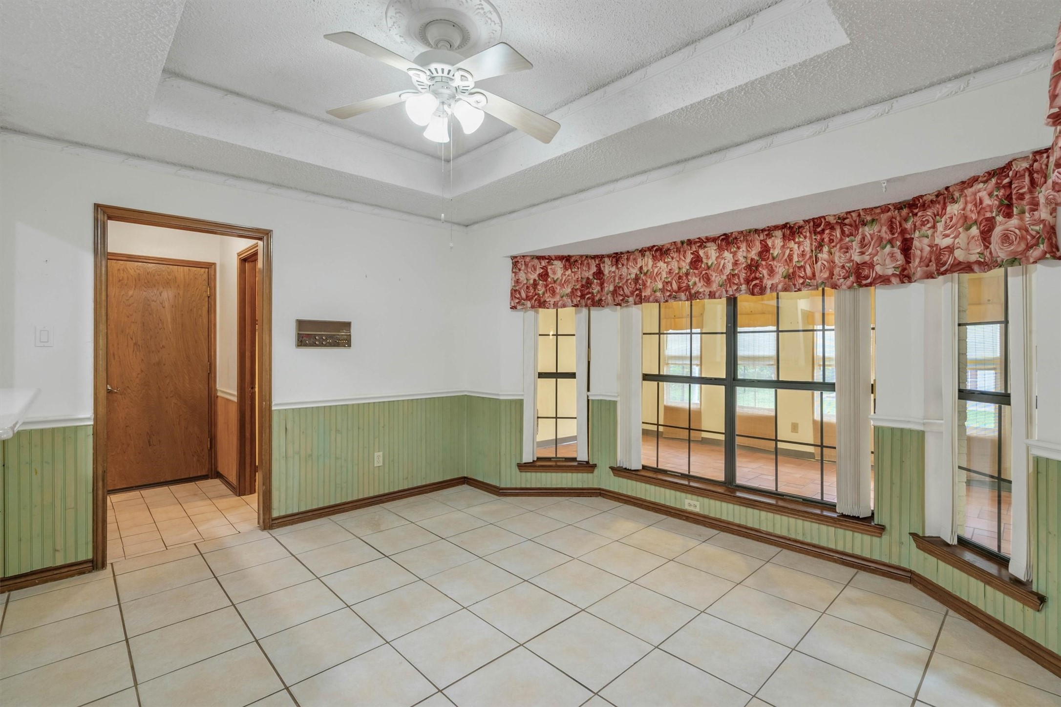 102 Vintage Drive Waxahachie TX 75165