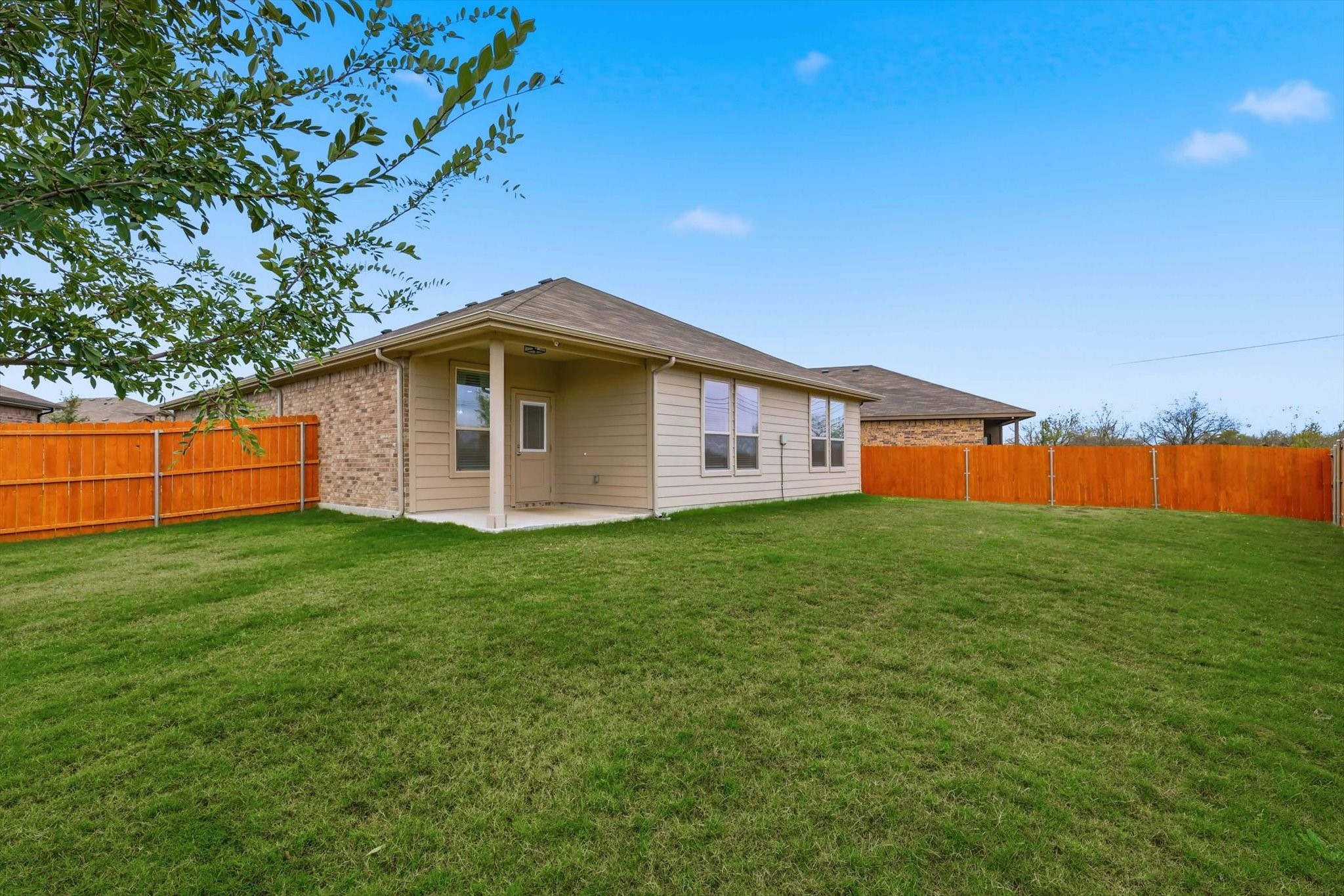 9428 Red Brush Trail Fort Worth TX 76131