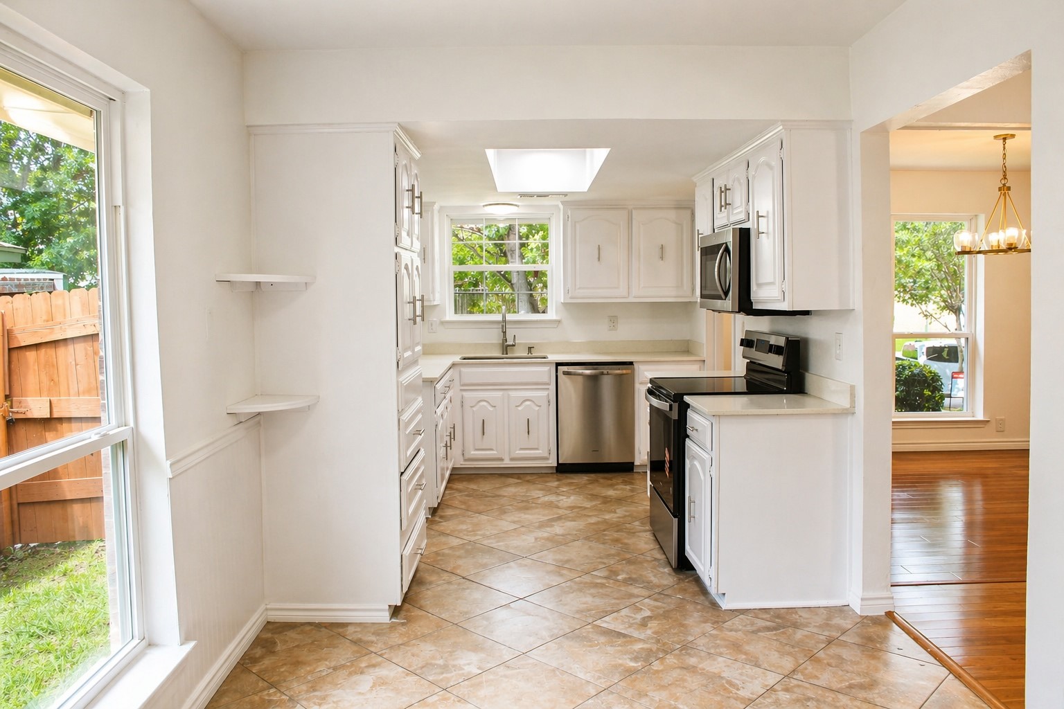 4917 Willowhaven Circle Garland TX 75043