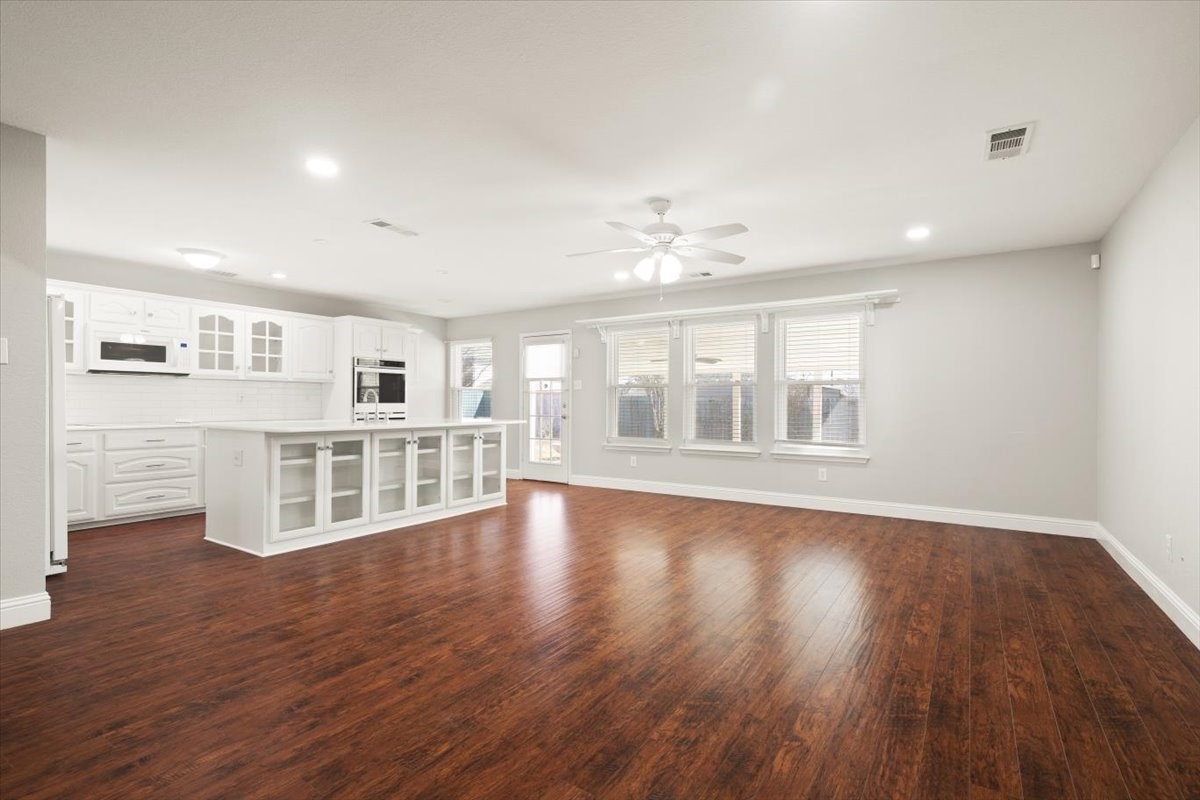 1004 Ridgetop Drive Justin TX 76247