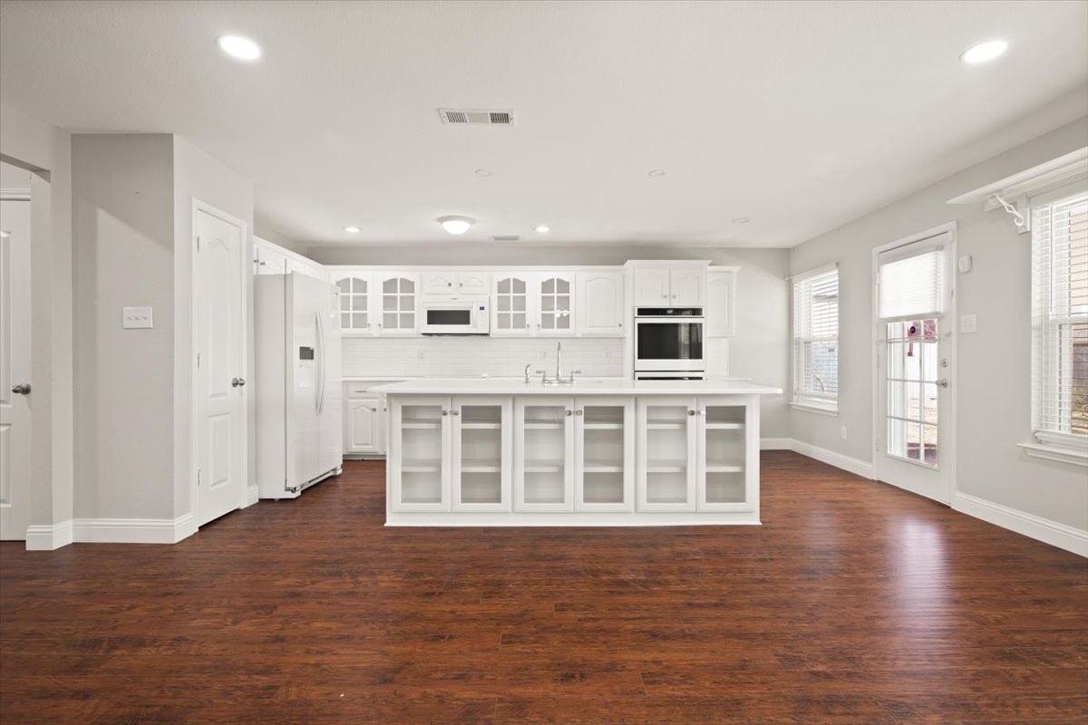 1004 Ridgetop Drive Justin TX 76247
