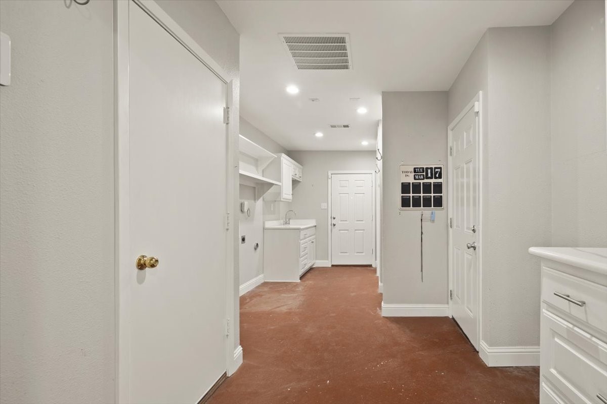 1004 Ridgetop Drive Justin TX 76247