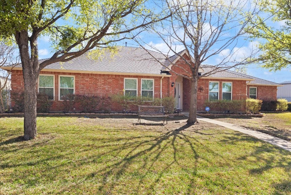1004 Ridgetop Drive Justin TX 76247
